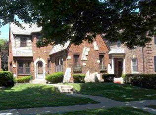5854 N Kenneth Ave, Chicago, IL 60646