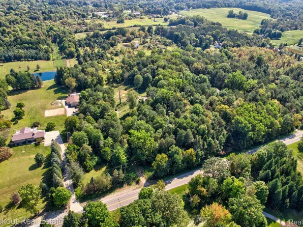 14144 Henderson Rd, Otisville, MI 48463