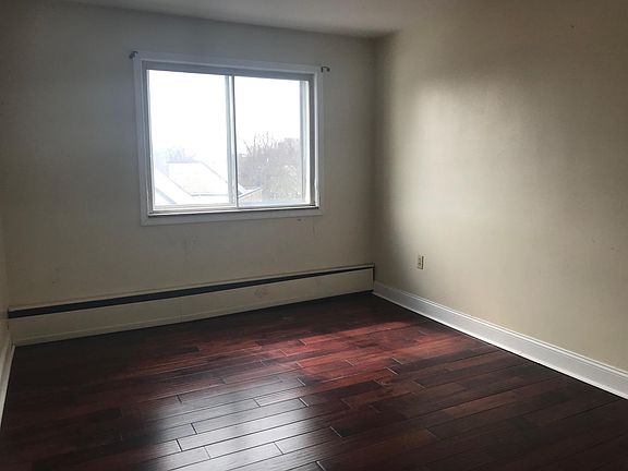 5th image of 267 Linwood Ave #5D