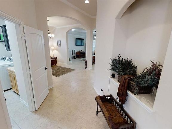 5th image of 6602 Serpentine Dr