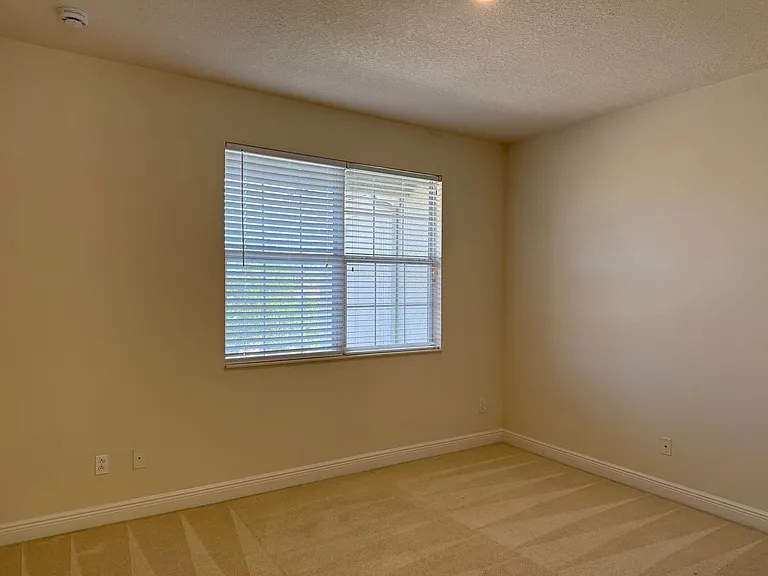2740 Swoop Cir — Photo 21
