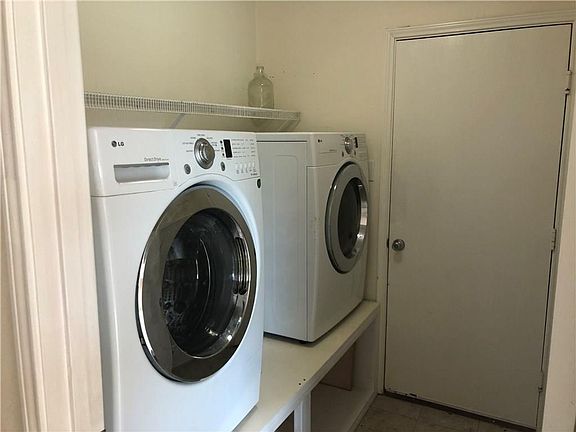 5th image of 1404 Sequoia Dr