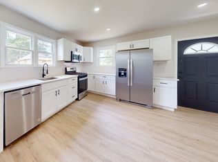 357 11th Ter, Egg Harbor City, NJ 08215