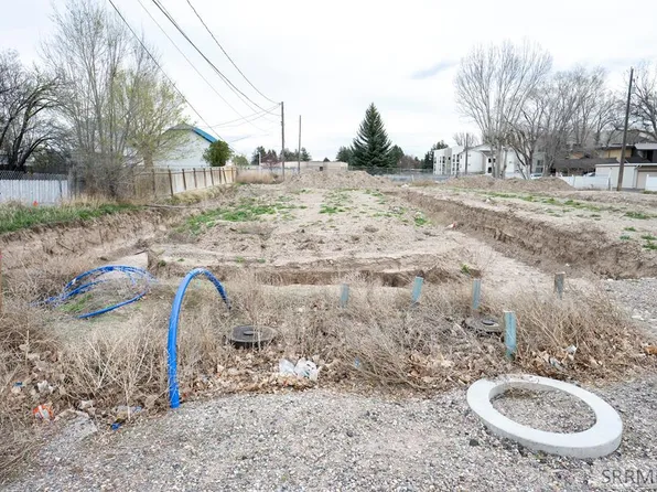 330 N Fanning Ave, Idaho Falls, ID 83401