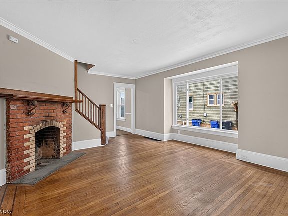 3rd image of 18104 Windward Rd
