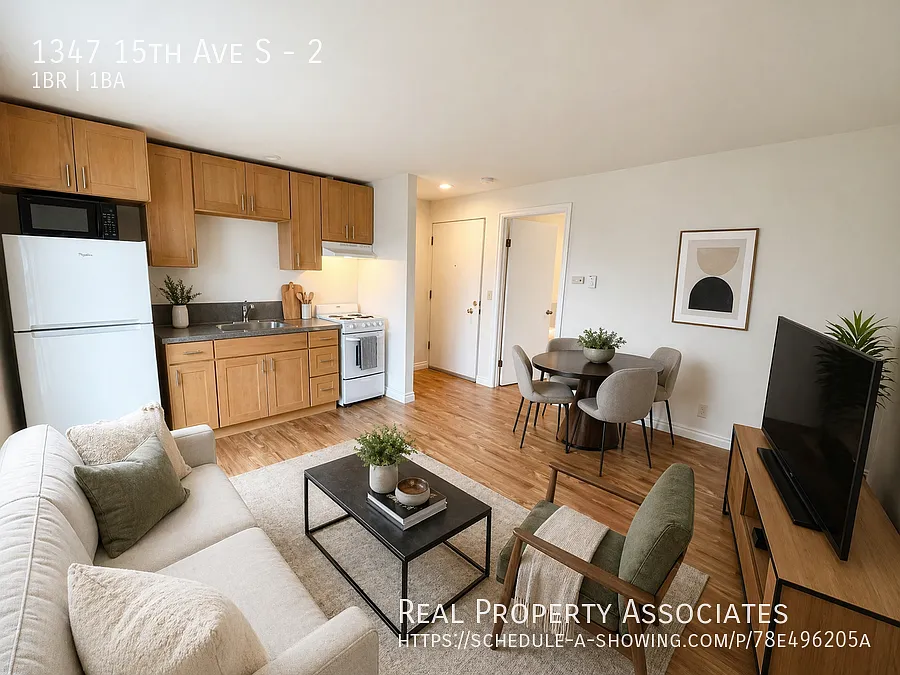 $500 Move-In Special! - Controlled Access/Secure Parking Incld./Pets Welcome! | City Views | $500... — Photo 3