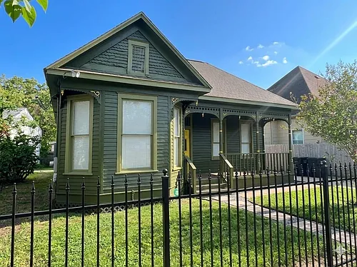 1518 Freeman St Photo 1