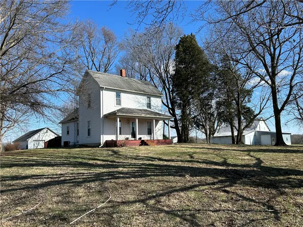9480 Caleb Rd, Argenta, IL 62501