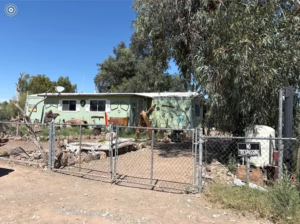 2071 E Hackamore Dr, Mohave Valley, AZ 86440