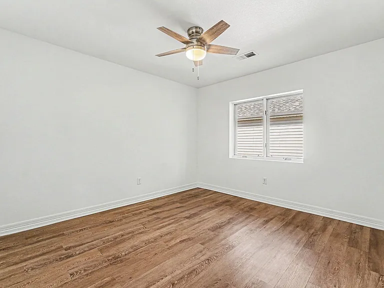1201-1205 Raven Pl — Photo 36