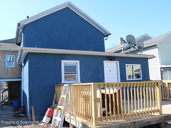 4th image of 335 Phelps St