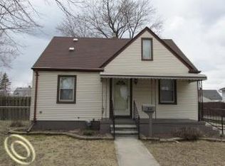 21773 Tuscany Ave, Eastpointe, MI 48021
