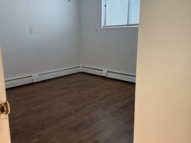 310 NW Chapel Dr #1 — Photo 3