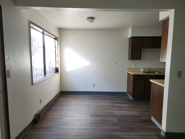 1260 Nandina St — Photo 5