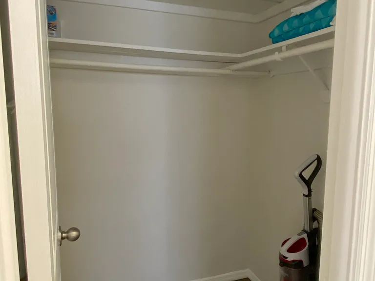 223 Columbia Dr #213 — Photo 30