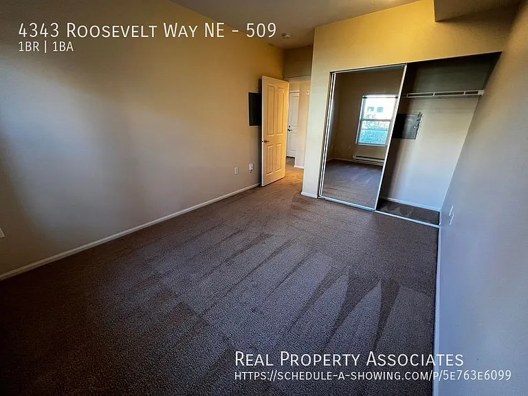 4343 Roosevelt Way NE #509 — Photo 9