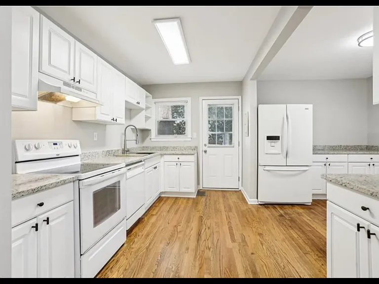 3417 Glen Rd — Photo 7