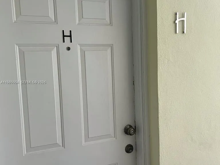 260 Sunrise Dr #H — Photo 7