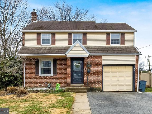 2nd image of 354 E Springfield Rd