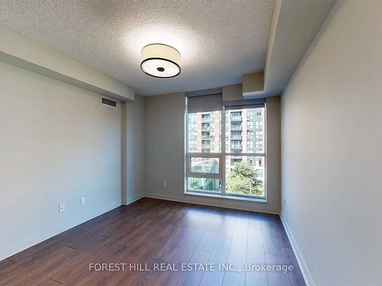 525 Wilson Ave #506 — Photo 7