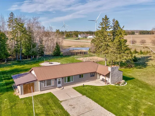 14088 10th Rd, Garden, MI 49835