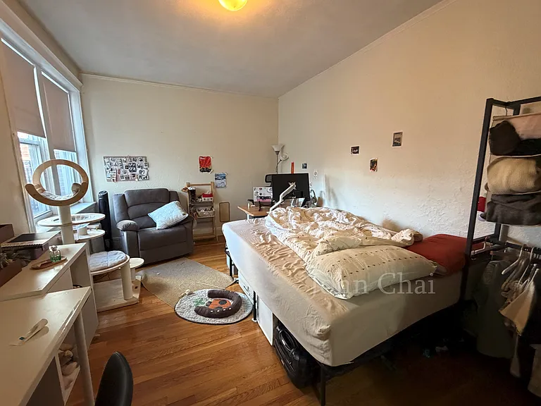 1800 Commonwealth Ave #35 — Photo 3