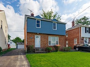 20812 Hillgrove Ave, Maple Heights, OH 44137