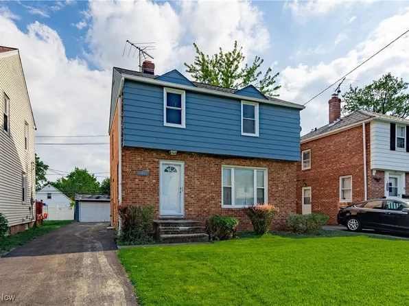 20812 Hillgrove Ave, Maple Heights, OH 44137