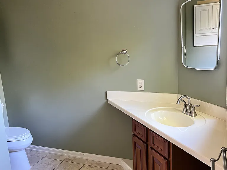 618 Fellows St — Photo 16
