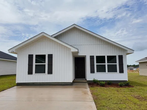 6541 Firefly Dr, Milton, FL 32583