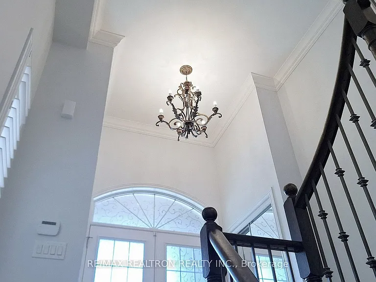 7 Military Ct — Photo 8