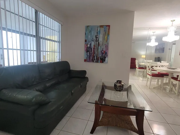 1818 Rodman St #2C — Photo 22