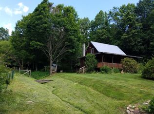 409 P T Dr, Creston, NC 28615