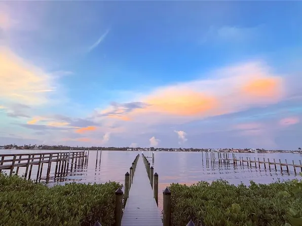 1275 PORT LANE, SARASOTA, FL 34242