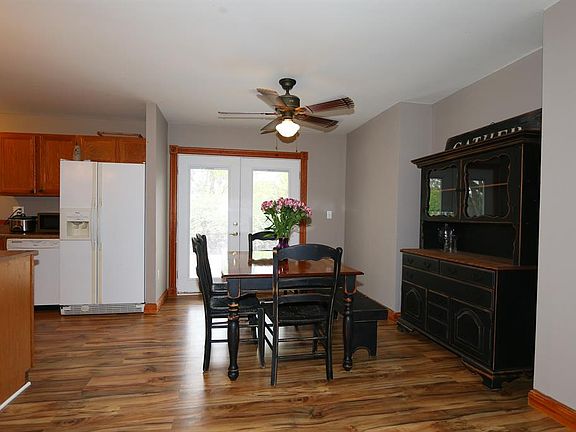 4th image of 2588 Retford Dr
