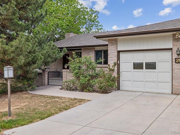 3rd image of 2615 Oak Drive #20