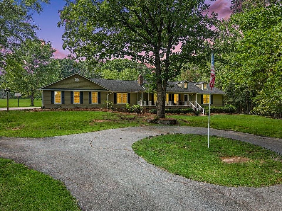 1st image of 132 Phillips Rd