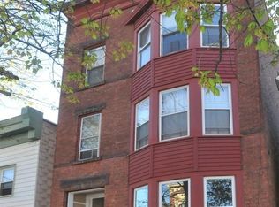 435 3rd St #3, Troy, NY 12180