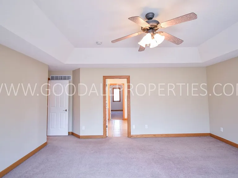 6304 NW 94th St — Photo 14