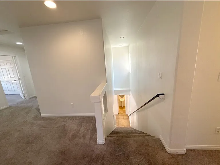 6356 Tomahawk Mill Ct — Photo 4