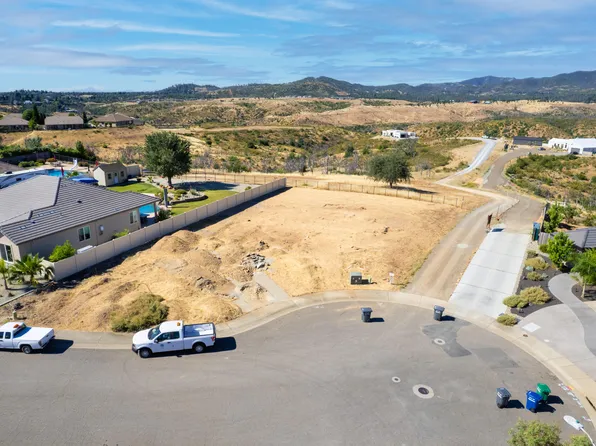 4831 Ferrington Ct, Redding, CA 96003