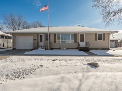 511 W Main St, Belle Plaine, MN, 56011