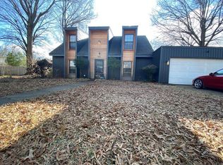 900 Stratford Dr, West Memphis, AR 72301