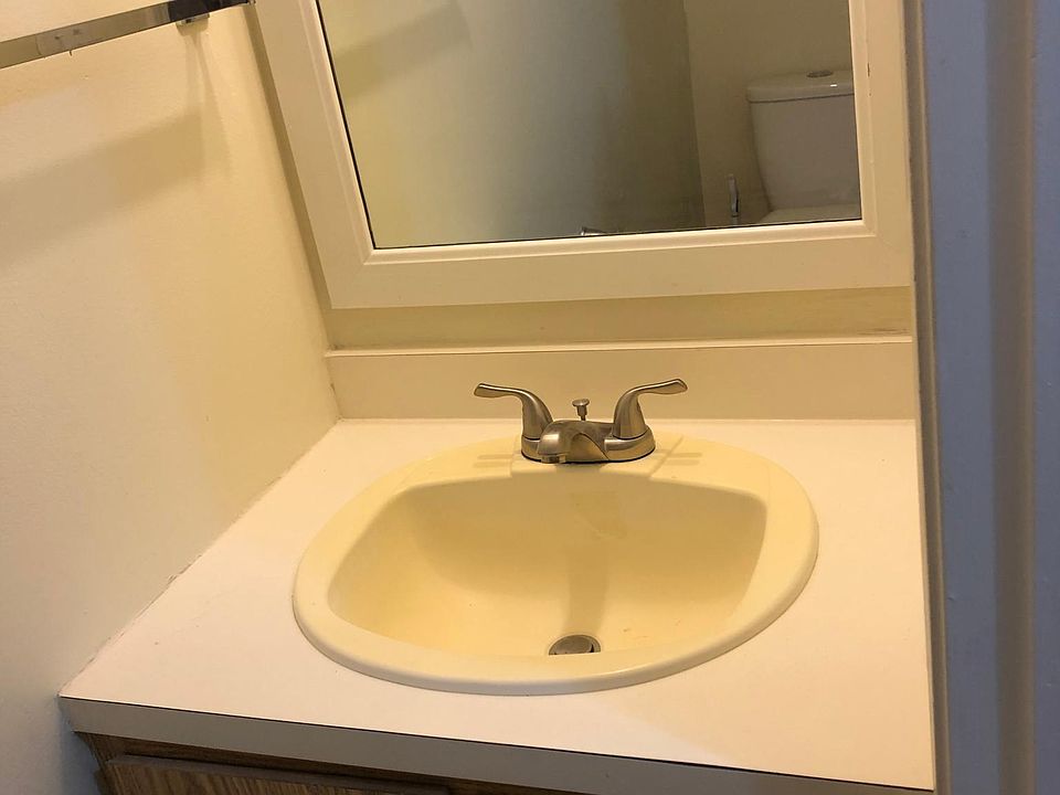 Downstairs half bath