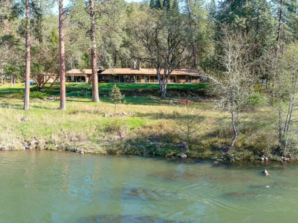 1777 Upper River Rd, Gold Hill, OR 97525