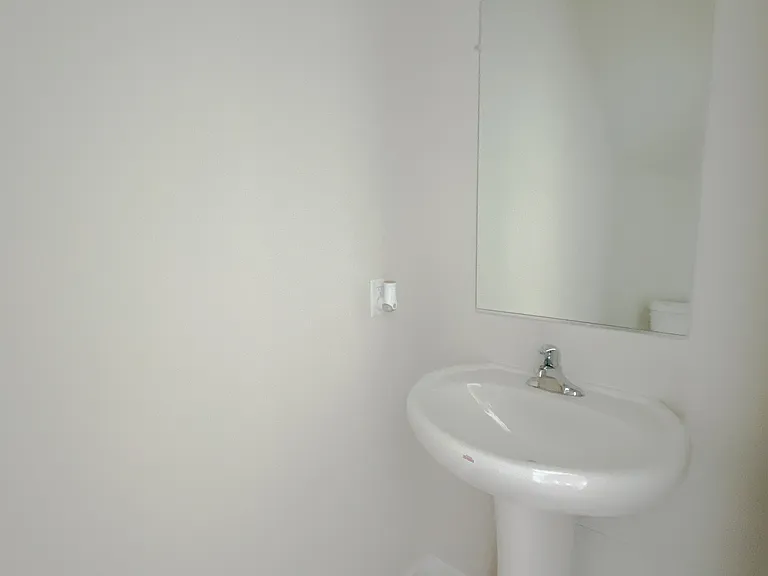 131 Cramsford St — Photo 7