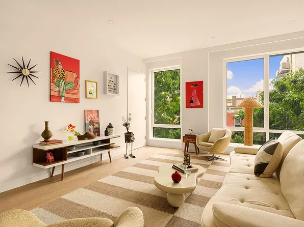 249 18th St Unit 4, Brooklyn, NY 11215