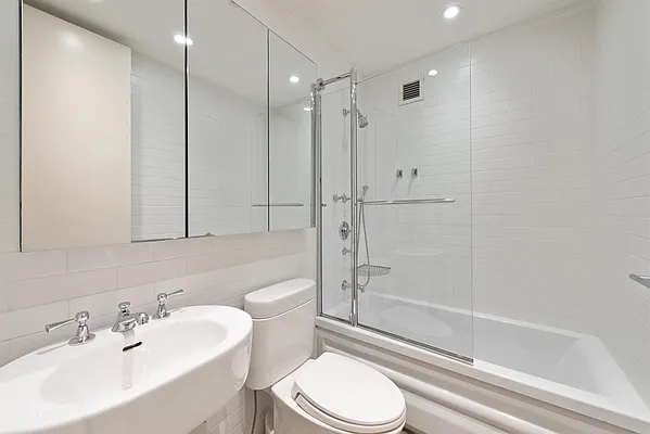 Sold by Corcoran | media 6