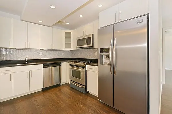 Rented by Aventana | media 3