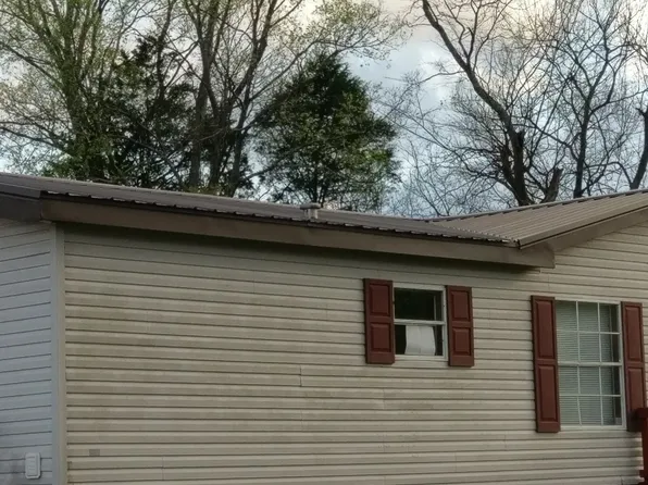 5832 Lobelville Hwy, Linden, TN 37096